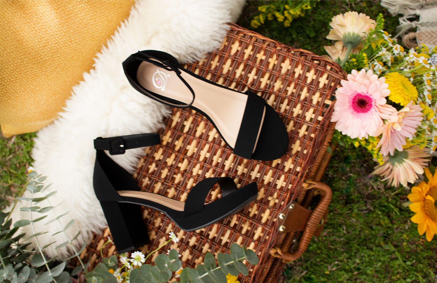 Delicious Century Heel