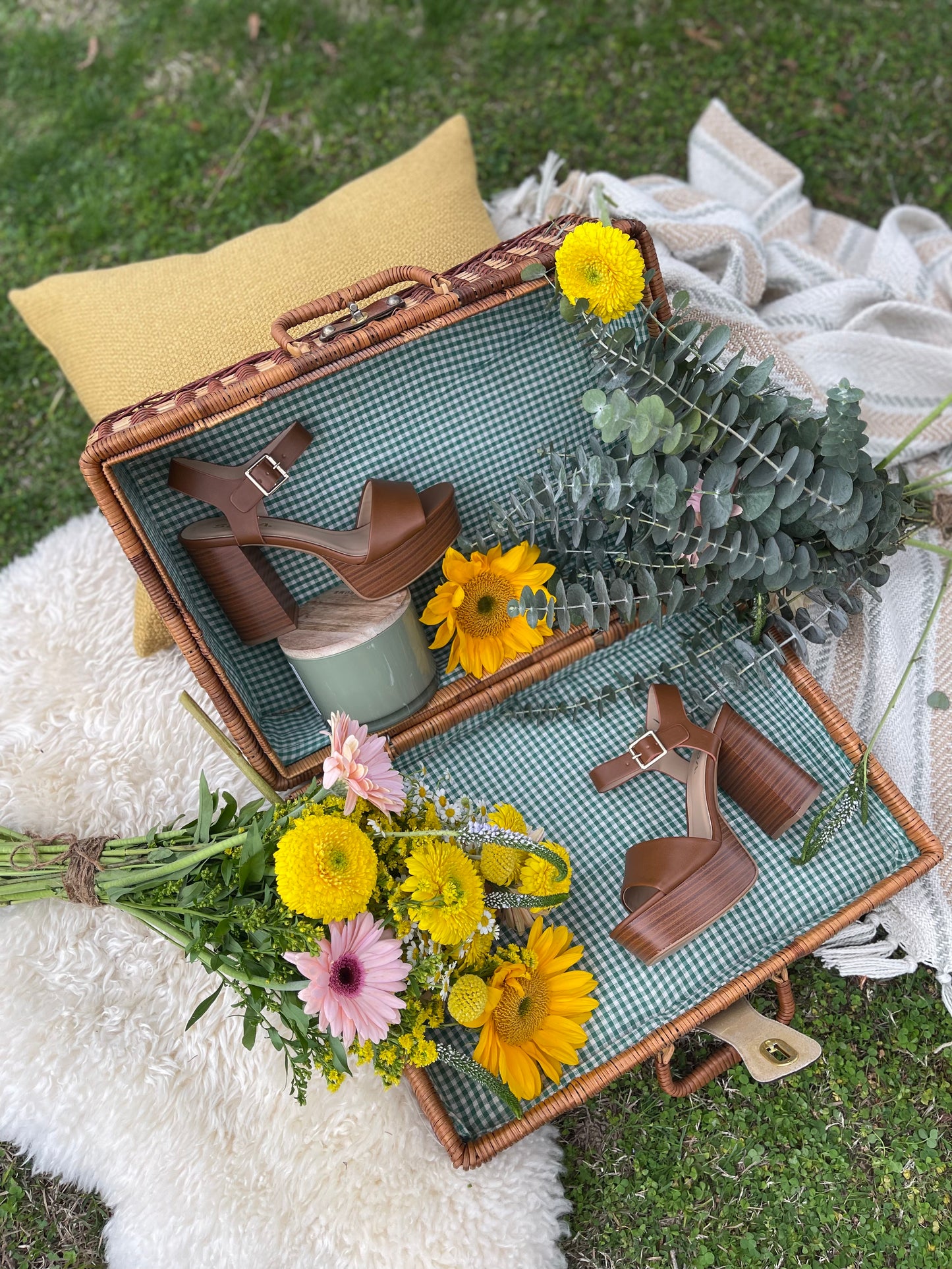 Soda Options Block Platform Heel