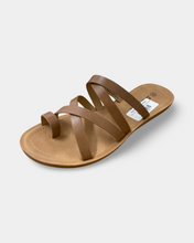 Load image into Gallery viewer, Soda Isabel Sandals
