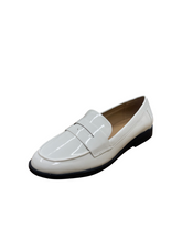 Load image into Gallery viewer, Soda Snack Patent Loafer Flats
