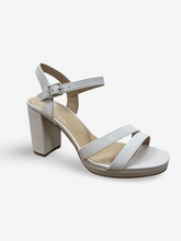 Load image into Gallery viewer, Delicious Murmur Platform Heel
