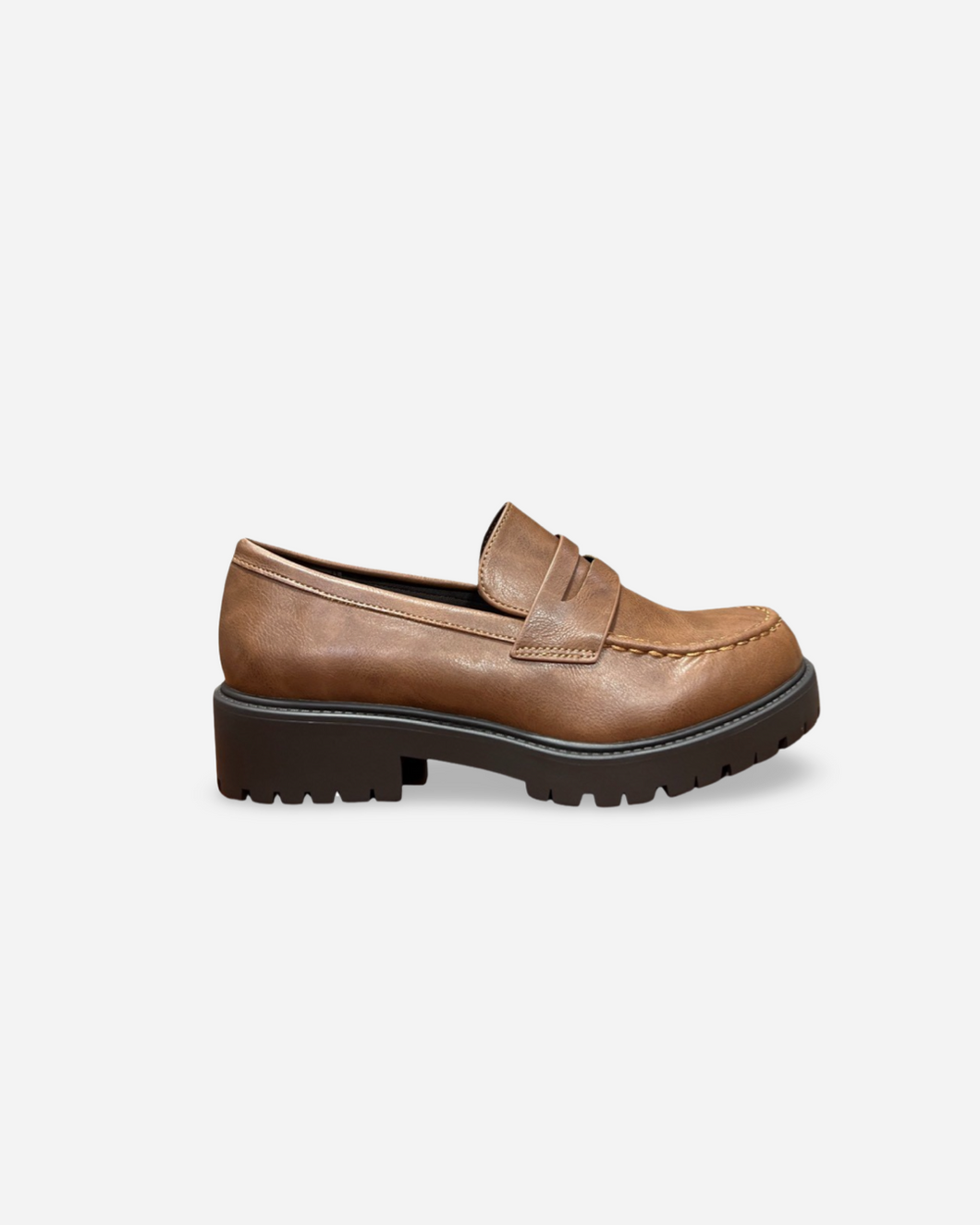 Soda Hender Chunky Loafer