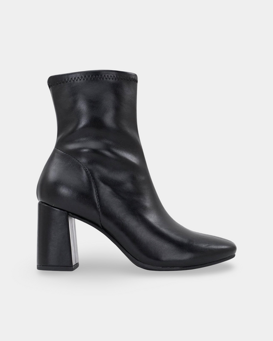 Soda Tercel Chunky Heel Bootie