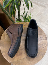 Load image into Gallery viewer, Forever Hunt Men Dress Shoes
