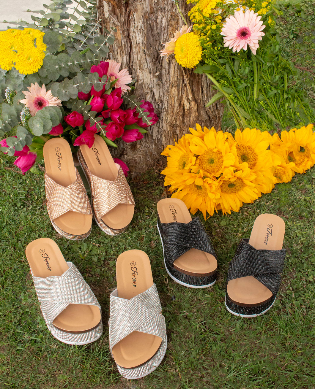 Forever Lajolla-80 Rhinestone Platform Slide Sandals