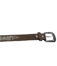 Load image into Gallery viewer, Arles JB15-01 Leather Belt
