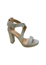 Load image into Gallery viewer, Forever Plamer Platform Heel
