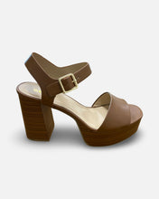 Load image into Gallery viewer, Soda Block Platform Heel
