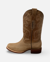 Load image into Gallery viewer, Quincy Q8126231 Tan Square Toe Men Boot
