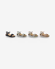 Load image into Gallery viewer, Forever Lajolla-86 Platform Rhinestone Sandals
