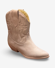 Load image into Gallery viewer, Soda Rigging Ankle Cowboy Boots
