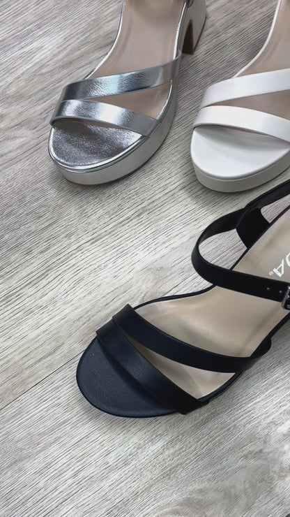 Soda Kura Block Platform Heel Sandal