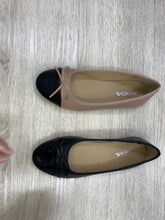 Load and play video in Gallery viewer, Soda Peony Mary Jane Flats
