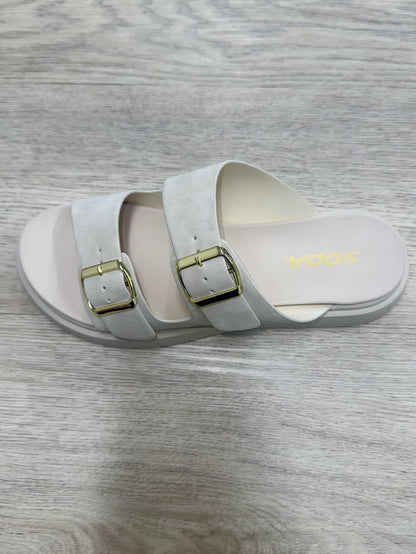 Soda Uberta Platform Sandal