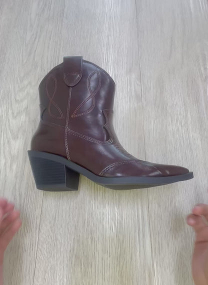 Soda Incity Ankle Cowgirl Boots