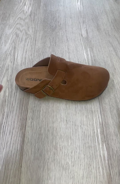 Soda Regis Clogs
