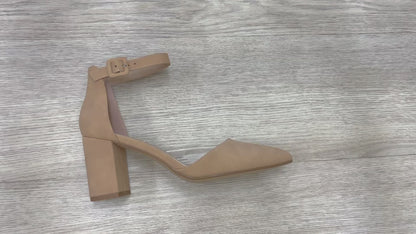 City Classified Ingrid Low Heel Pointed Toe Pumps