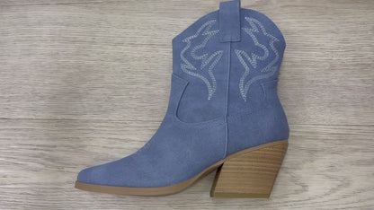 Soda Blazing Ankle Cowboy Boots