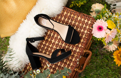 Delicious Century Heel