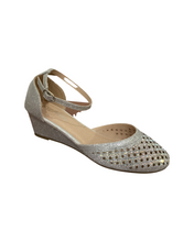 Load image into Gallery viewer, Forever Daiso-35 Dress Wedge
